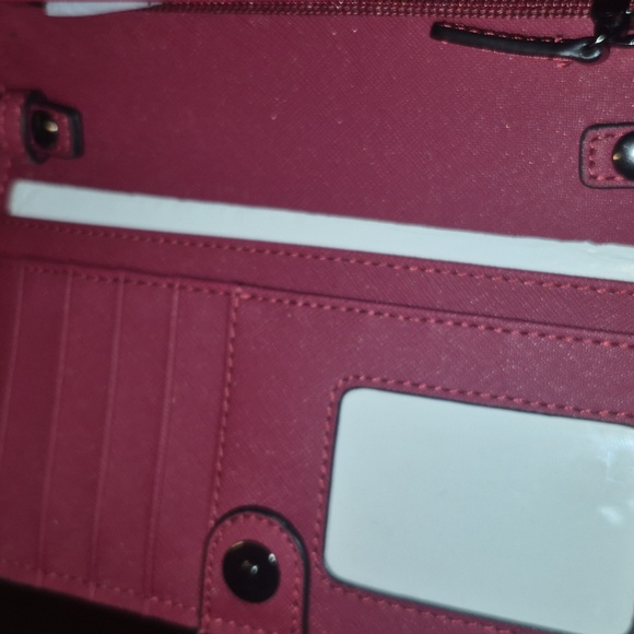 Calvin Klein Cranberry Crossbody Chain Wallet Bag - Picture 8 of 10